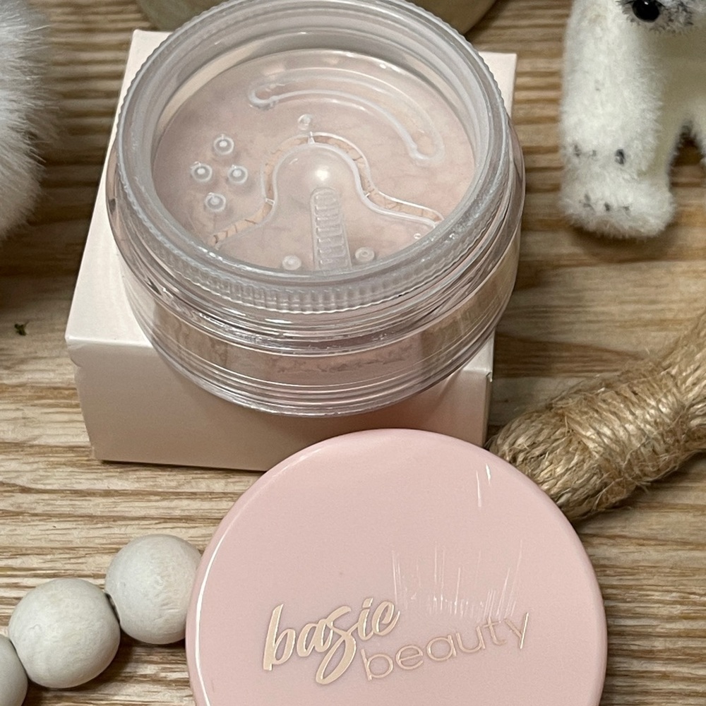 BASIC BEAUTY Translucent Setting Powder - Picture 8 of 10